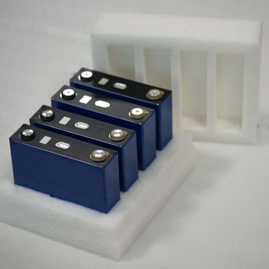 Batería de iones de litio de ciclo profundo LiFePO4 150ah Paquete de batería de celdas prismáticas de 12 V